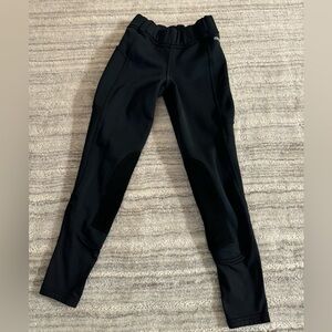 Kerrits girls riding pants. Fleece lined. Warm. Excellent condition. Black. Sz L